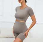 Ensemble de grossesse pour Mommy